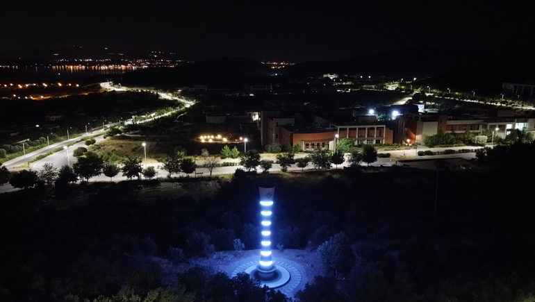 IZTECH Science Tower  anıt