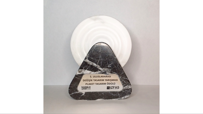 Değişik Tasarım Yarışması Plaket Tasarım Ödülü Değişik Tasarım Yarışması Plaket Tasarım Ödülü