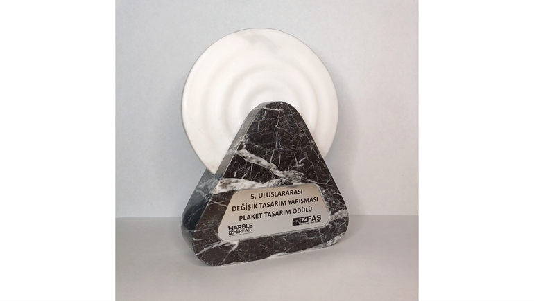 Değişik Tasarım Yarışması Plaket Tasarım Ödülü Değişik Tasarım Yarışması Plaket Tasarım Ödülü